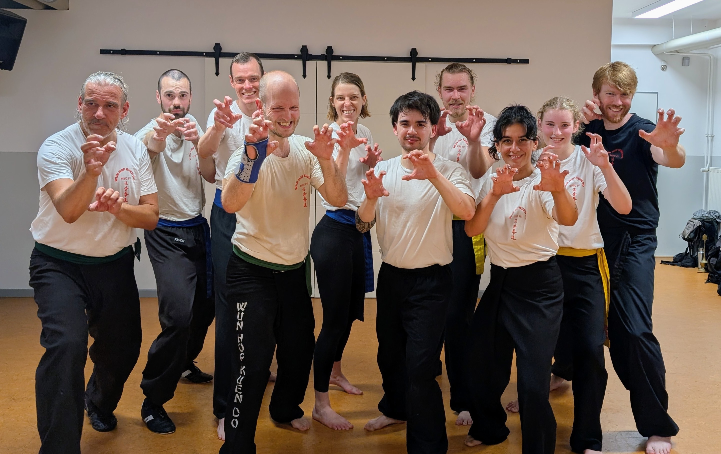 1. Training in den neuen Räumen
